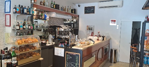 Foto Bar a Verona Centro Storico di 60 m² con 1 locali in vendita