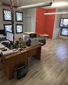 Foto Ufficio a Villorba Lancenigo Villorba di 97 m² con 3 locali in affitto