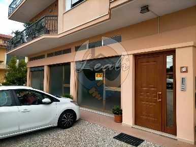 Foto Laboratorio in Via Faleriense Ovest, Montegiorgio Santa Croce
