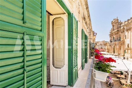 Foto Hotel in Via Arco Castro, Scicli Centro di 510 m² con 4 locali