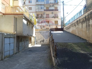 Foto Magazzino in Via Eugenio Leotta, Catania Concordia - Acquicella Porto