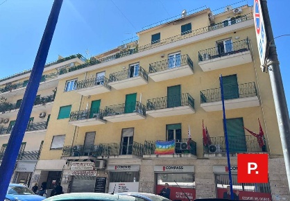 Foto Ufficio in Via Roma, Caserta di 120 m² con 5 locali in affitto
