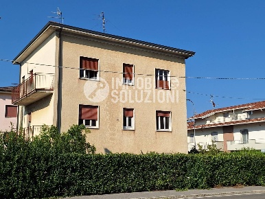 Foto Villa singola in don minzoni, Albano Sant'Alessandro di 270 m²