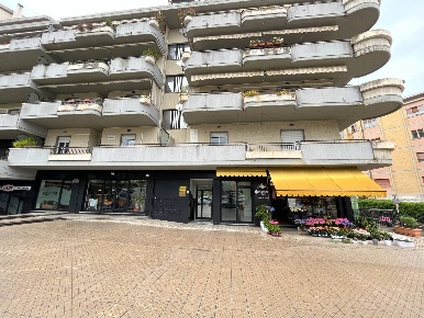 Foto Locale commerciale in CORSO EUROPA, Vasto di 31 m² con 1 locali