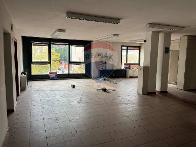 Foto Ufficio in via palermo, Perugia Semicentro - Stazione di 330 m²