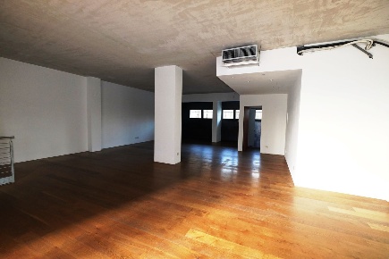 Foto Negozio a Pordenone San Valentino, Ospedale di 155 m² con 2 locali