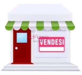 Foto Locale commerciale a Grosseto Centro Storico di 40 m² con 2 locali