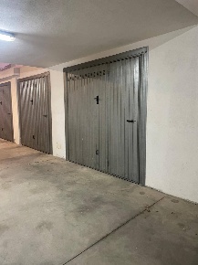 Foto Locale commerciale in Via Balilla, Cagliari Monreale di 19 m²