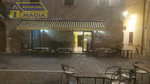 Foto Attività commerciale a Appignano del Tronto Centro di 90 m² in vendita