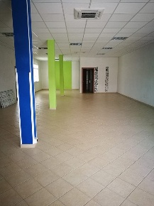 Foto Negozio a Cerreto Guidi di 110 m² con 2 locali in affitto