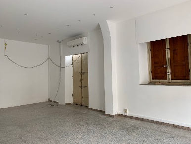 Foto Attività commerciale in via bandettini, Lucca San Concordio di 70 m²