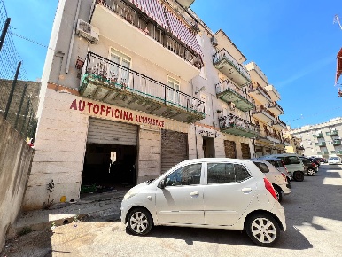 Foto Laboratorio in Filisto, Siracusa Grottasanta - Tunisi di 83 m²