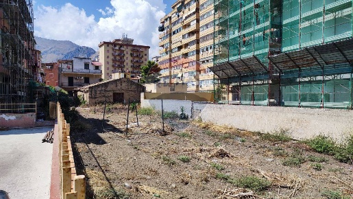 Foto Locale commerciale in Via Sperone, Palermo Sperone di 180 m²