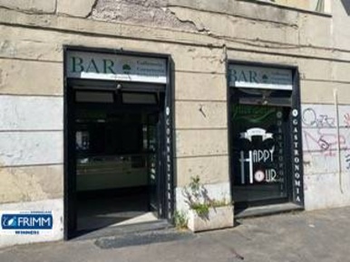 Foto Locale commerciale in Via Acqui, Roma Re di Roma di 62 m² con 2 locali