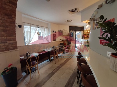 Foto Negozio in LUIGI CARONNI, Saronno di 70 m² in vendita