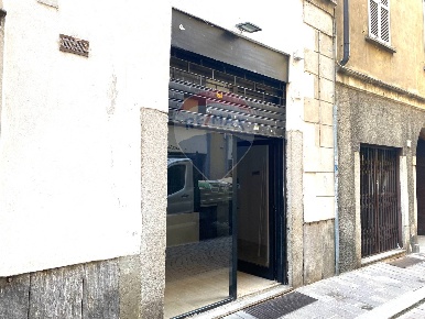 Foto Negozio a Pavia Centro Storico di 35 m² con 1 locali in affitto
