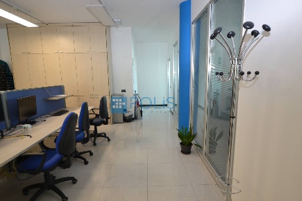 Foto Ufficio in Padova Uno, Padova Stanga - Pio X di 350 m² con 7 locali