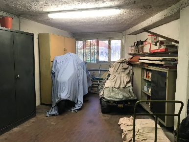 Foto Magazzino in via Bartolomeo de Osa, Bergamo Conca Fiorita di 95 m²
