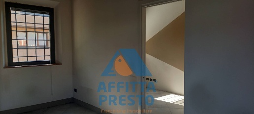 Foto Ufficio a Empoli di 40 m² con 3 locali in affitto