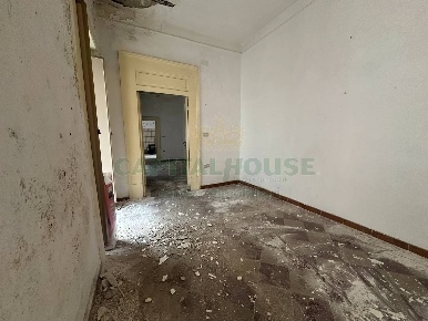 Foto Appartamento a Capua Centro di 200 m² con 6 locali in vendita