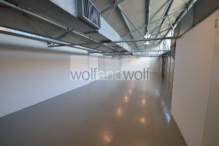 Foto Show room in Via Forcella, Milano di 102 m² con 1 locali in affitto