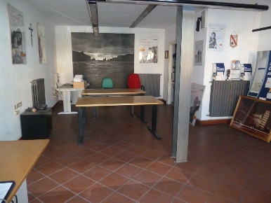 Foto Attività commerciale in Via Calcesana, San Giuliano Terme di 77 m²