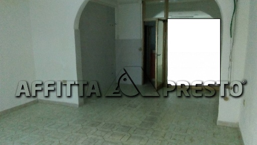 Foto Attività commerciale in Corso Amedeo, Livorno Cisternone di 40 m²