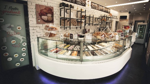 Foto Attività commerciale in Via Mare, San Benedetto del Tronto di 100 m²