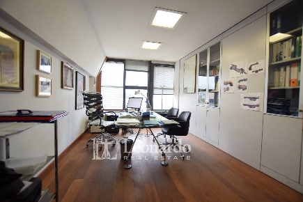 Foto Ufficio in via scirocco, Viareggio Bicchio - Varignano di 220 m²