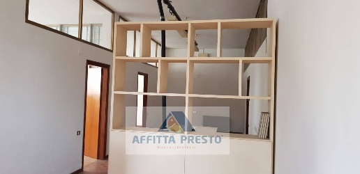 Foto Ufficio a Certaldo di 120 m² con 3 locali in affitto