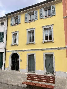 Foto Ufficio in via C. Battisti, Gradisca d'Isonzo Centro di 88 m²