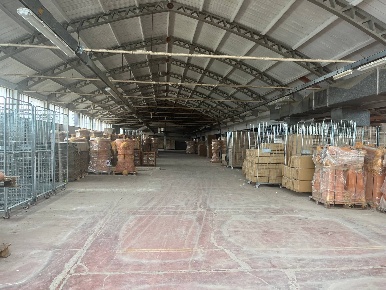 Foto Attività commerciale in via volterrana, Terricciola di 3200 m²