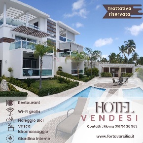 Foto Hotel a Forte dei Marmi Vittoria Apuana di 350 m² in vendita