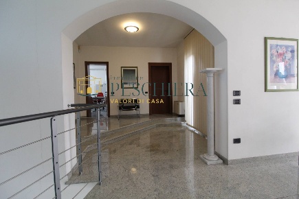 Foto Ufficio in Via Scarpina, Valeggio sul Mincio di 80 m² in affitto