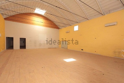 Foto Magazzino in dei Mille131, Alcamo Semicentro di 640 m² in affitto