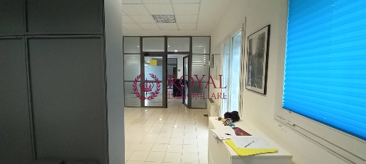 Foto Ufficio a Livorno La Rosa di 50 m² con 1 locali in affitto