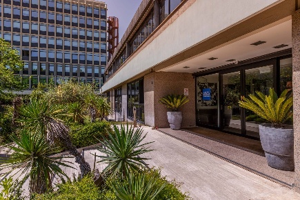 Foto Ufficio in Via Alessandro Allori, Roma Tintoretto di 2800 m²