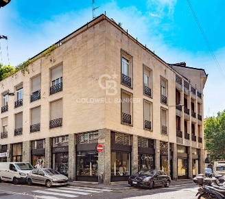 Foto Locale commerciale in Via Medici, Milano Carrobbio di 195 m²