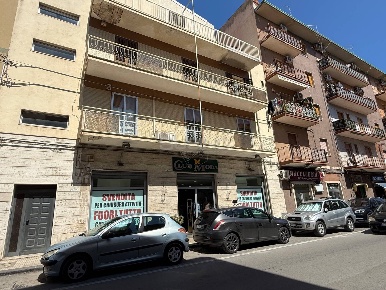 Foto Locale commerciale in VIALE ZECCHINO, Siracusa Tica - Zecchino