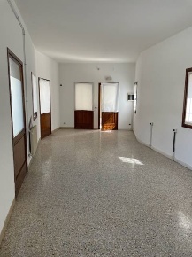 Foto Ufficio a Pordenone di 60 m² con 1 locali in vendita