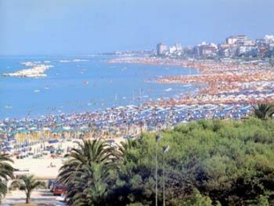 Foto Hotel in Lungomare, San Benedetto del Tronto Porto d'Ascoli di 1500 m²
