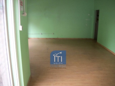 Foto Negozio in Via Carlo Citerni, Roma Garbatella di 75 m² con 1 locali