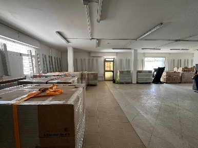 Foto Locale commerciale in PIAZZA GIOVINE, Vasto di 196 m² con 1 locali