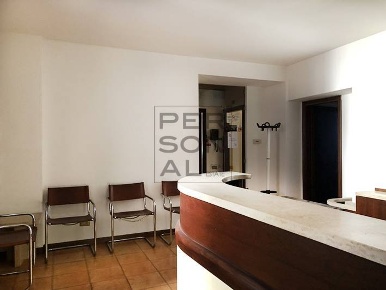 Foto Ufficio a Trento Semicentro di 95 m² con 5 locali in affitto