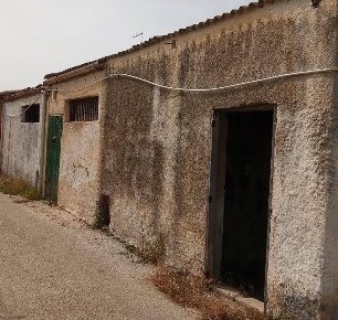 Foto Magazzino in Traversa Rumania, Siracusa di 463 m² in vendita