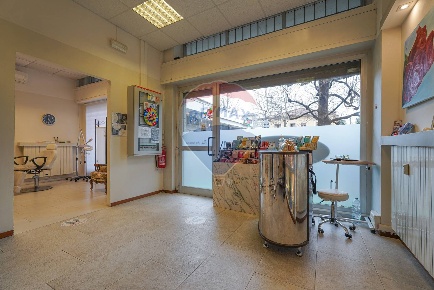 Foto Locale commerciale in VIA NATALE BETELLI, Dalmine Centro, Sforzatica