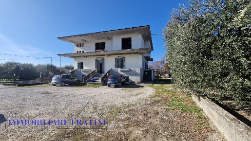 Foto Magazzino in Via Giuseppe Verdi, Sant'Egidio alla Vibrata Centro