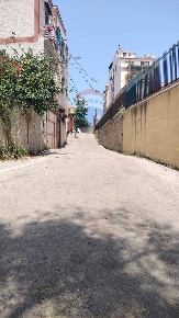 Foto Attività commerciale in viale regione siciliana, Palermo di 648 m²