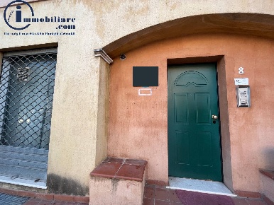 Foto Ufficio in Via Oristano, Tortolì Centro con 1 locali in affitto