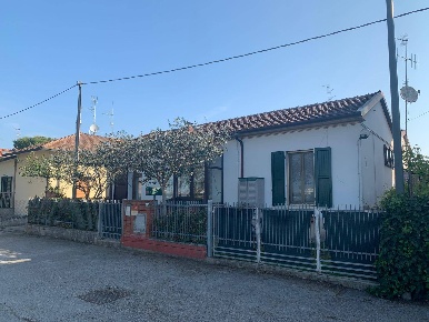 Foto Agriturismo in via romea sud, Ravenna di 100 m² con 2 locali